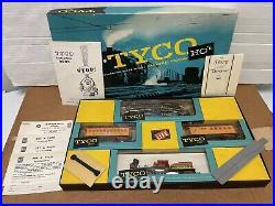 TYCO Mantua HO Toy Train Set WARR RR CPRR Steam Locomotive Set No. T-8 in Box
