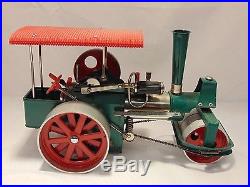 Wilesco'Old Smokey' D375 stream roller tractor, steam engine